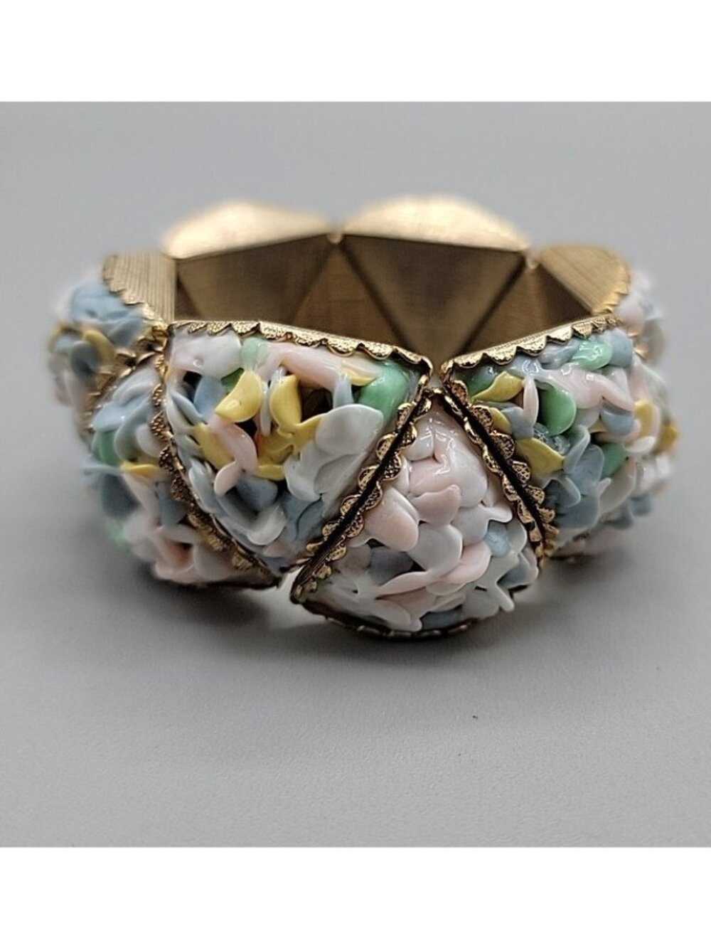 Vtg Pastel Mosaic Demi-Parure Set Triangle Clip-On Earrings Segmented Bracelet - Picture 13 of 16